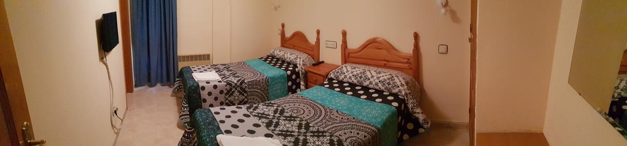 Hostal El Busto Teruel Luaran gambar