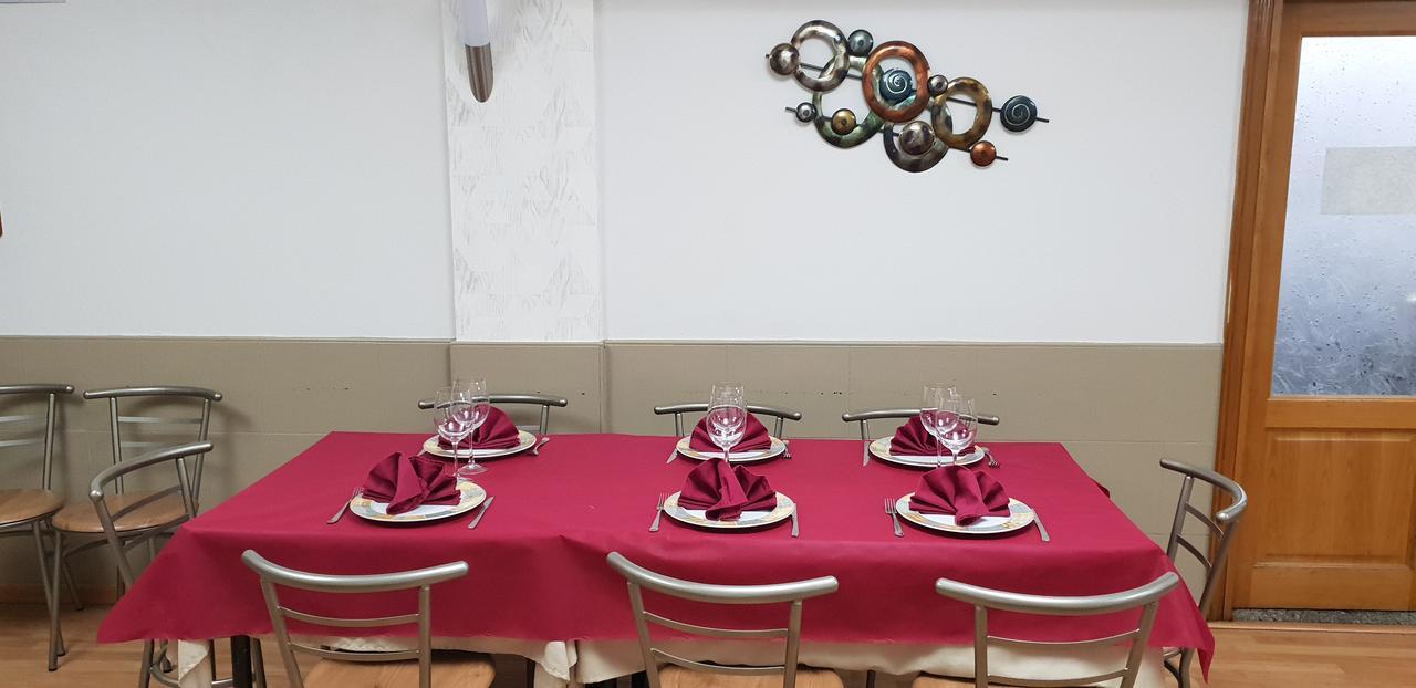 Hostal El Busto Teruel Luaran gambar